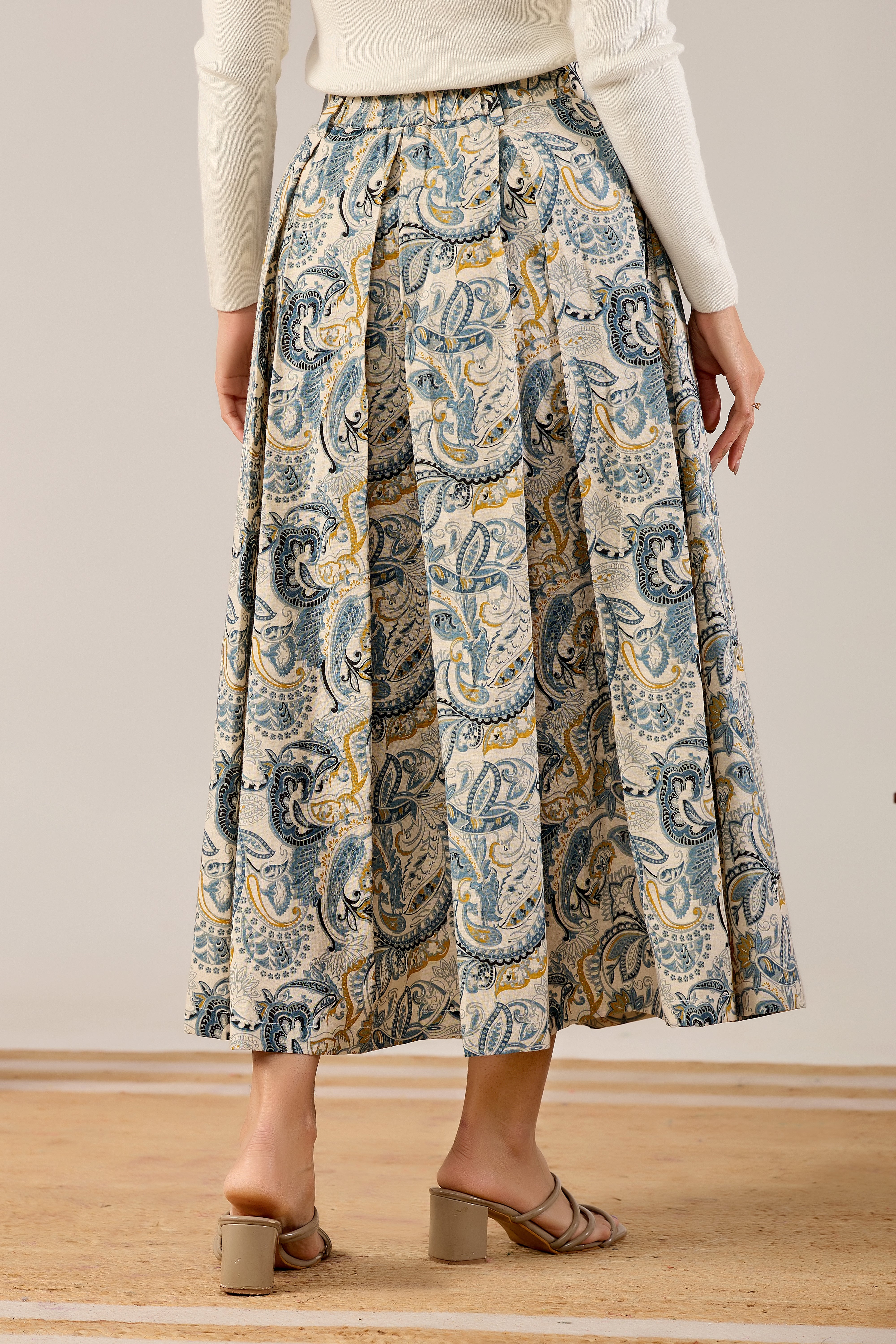 Vintage Paisley Elegance Midi Skirt
