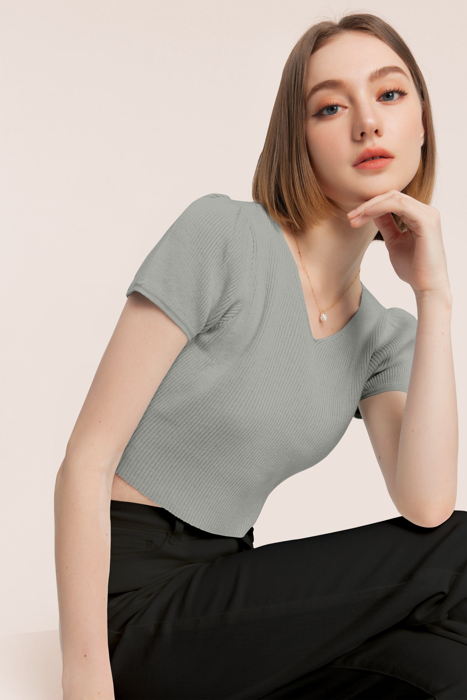 Women’s Ribbed V-Neck Crop Top – White