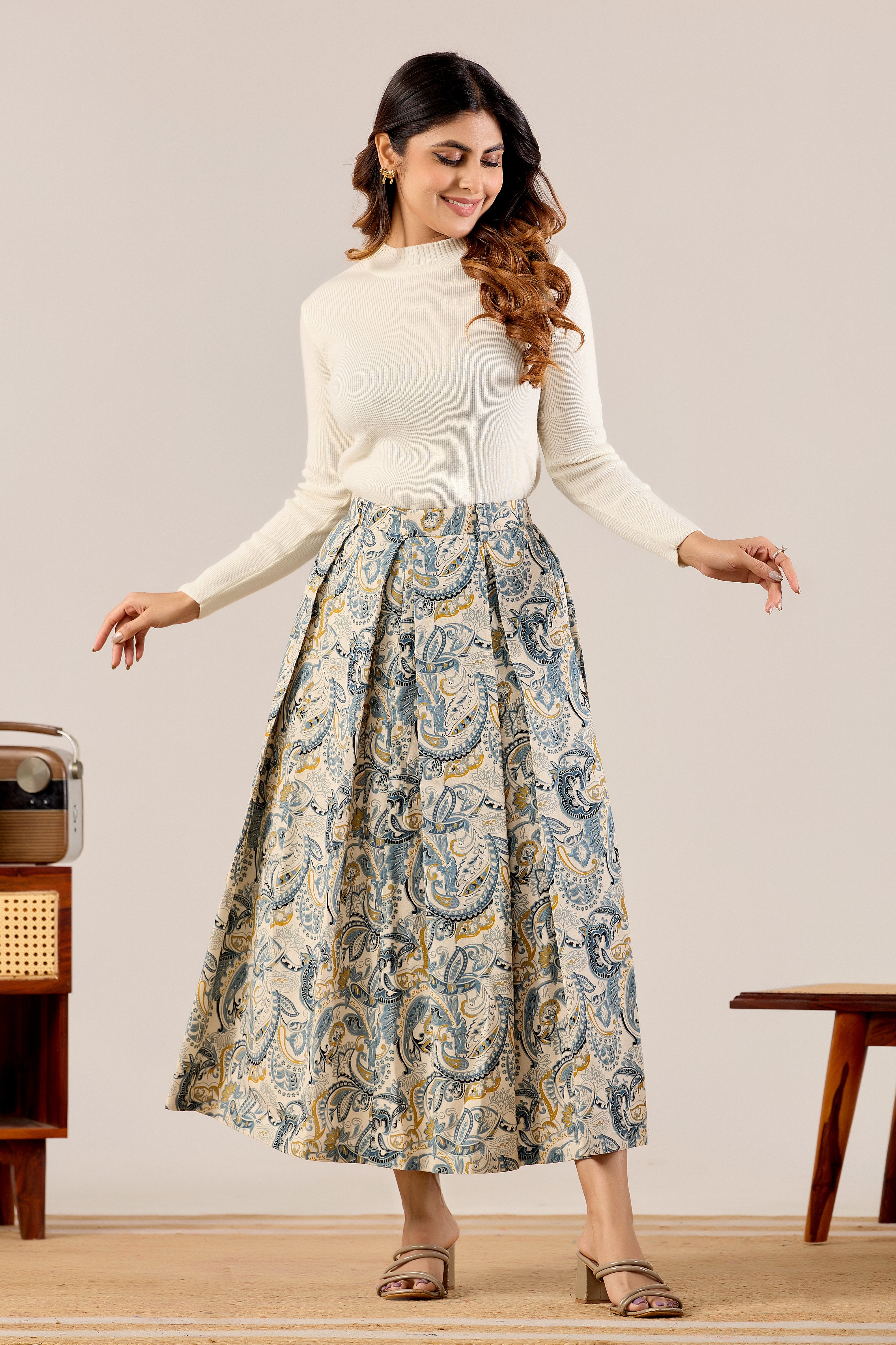 Vintage Paisley Elegance Midi Skirt