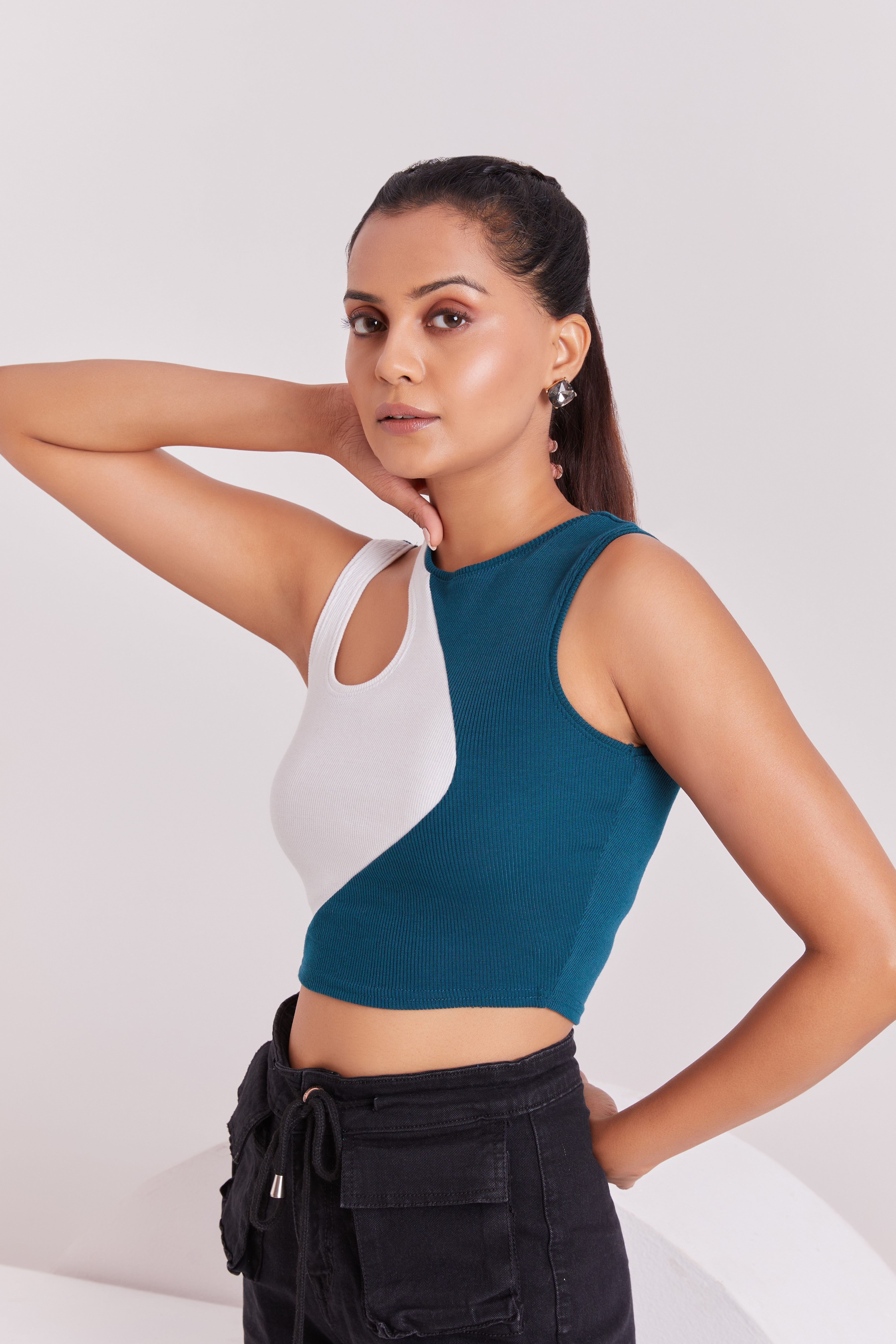 Orange & White-Ribbed Sleeveless Cut-Out Tank Top