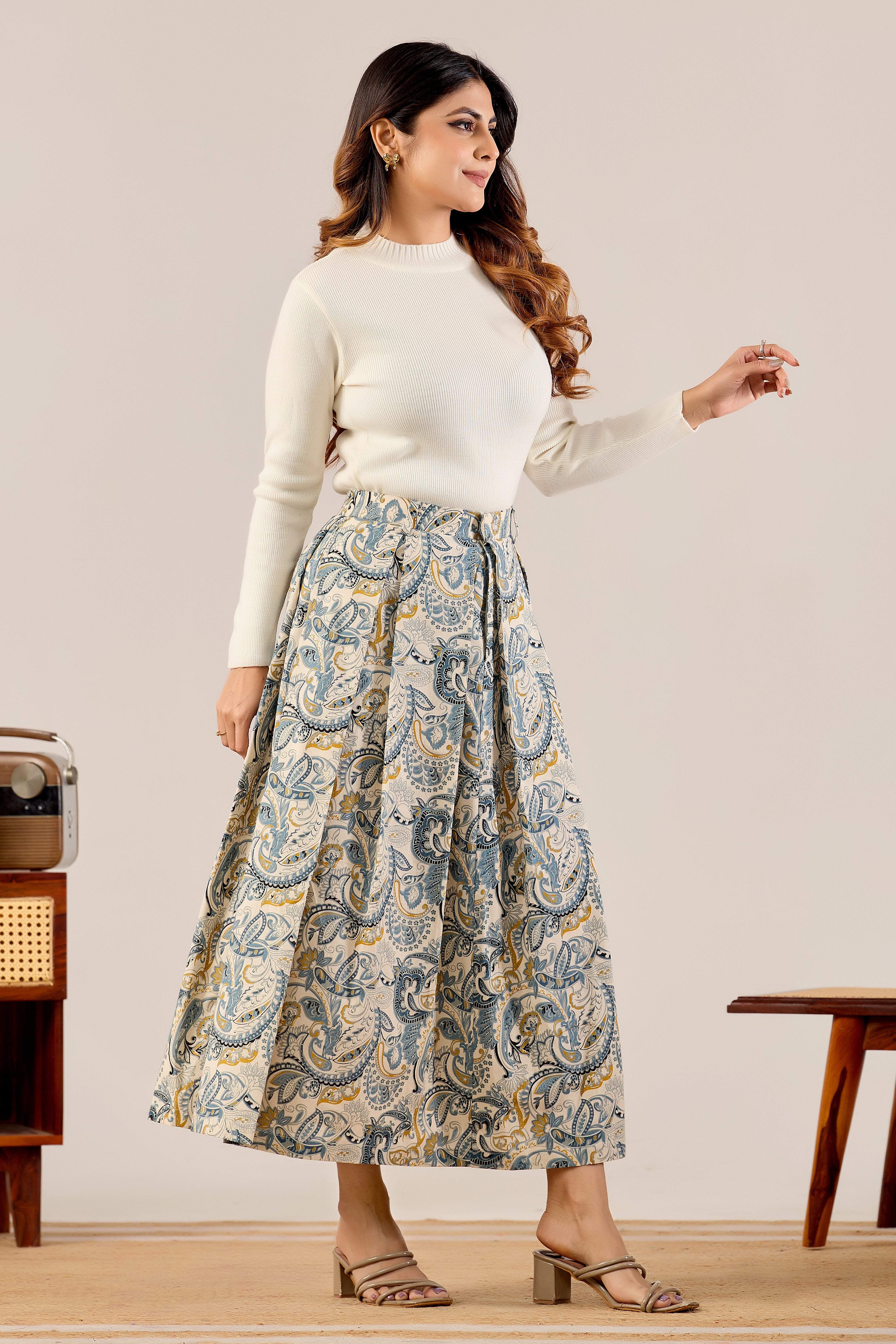 Vintage Paisley Elegance Midi Skirt