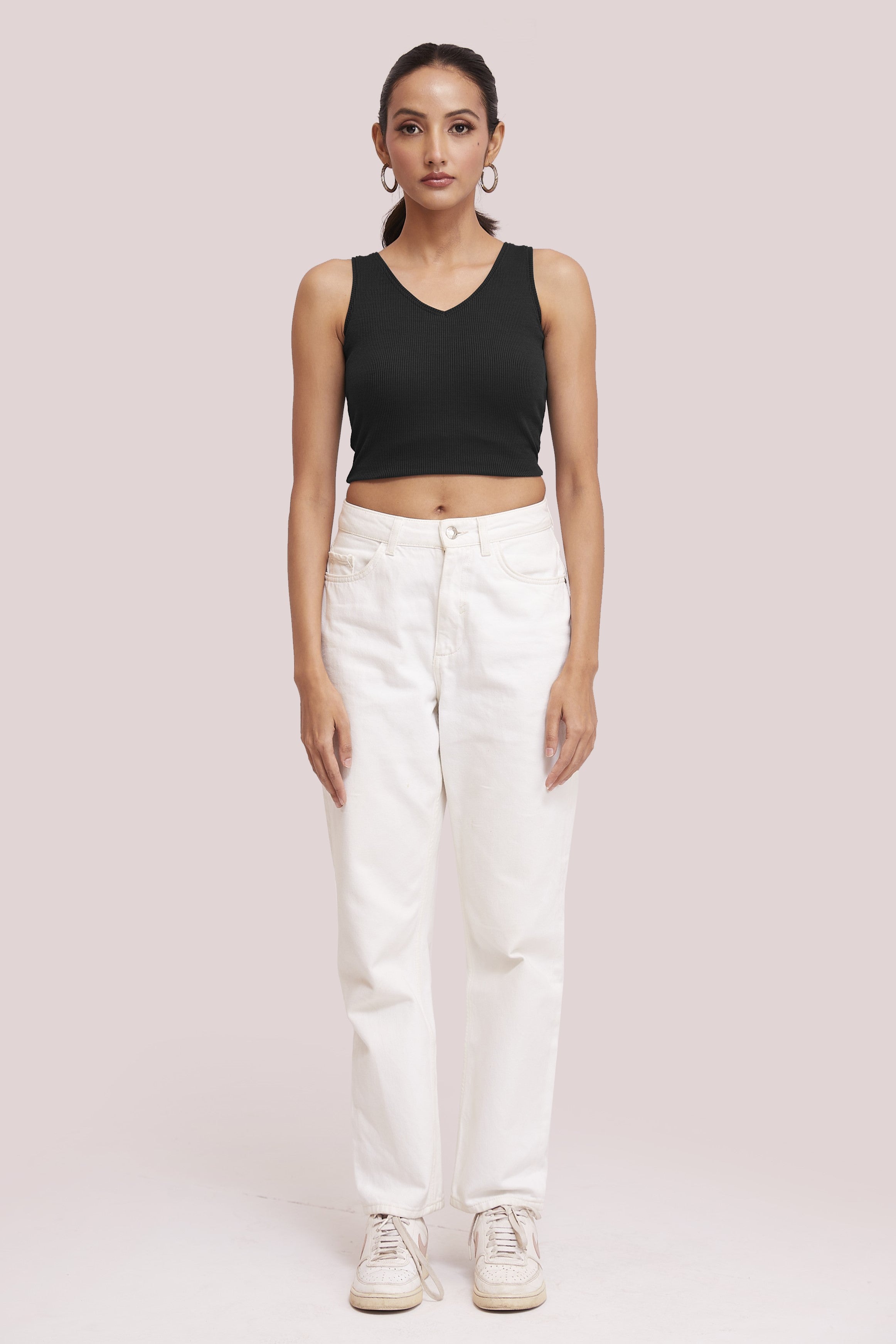 Lavender Ribbed V-Neck Sleeveless Crop Top