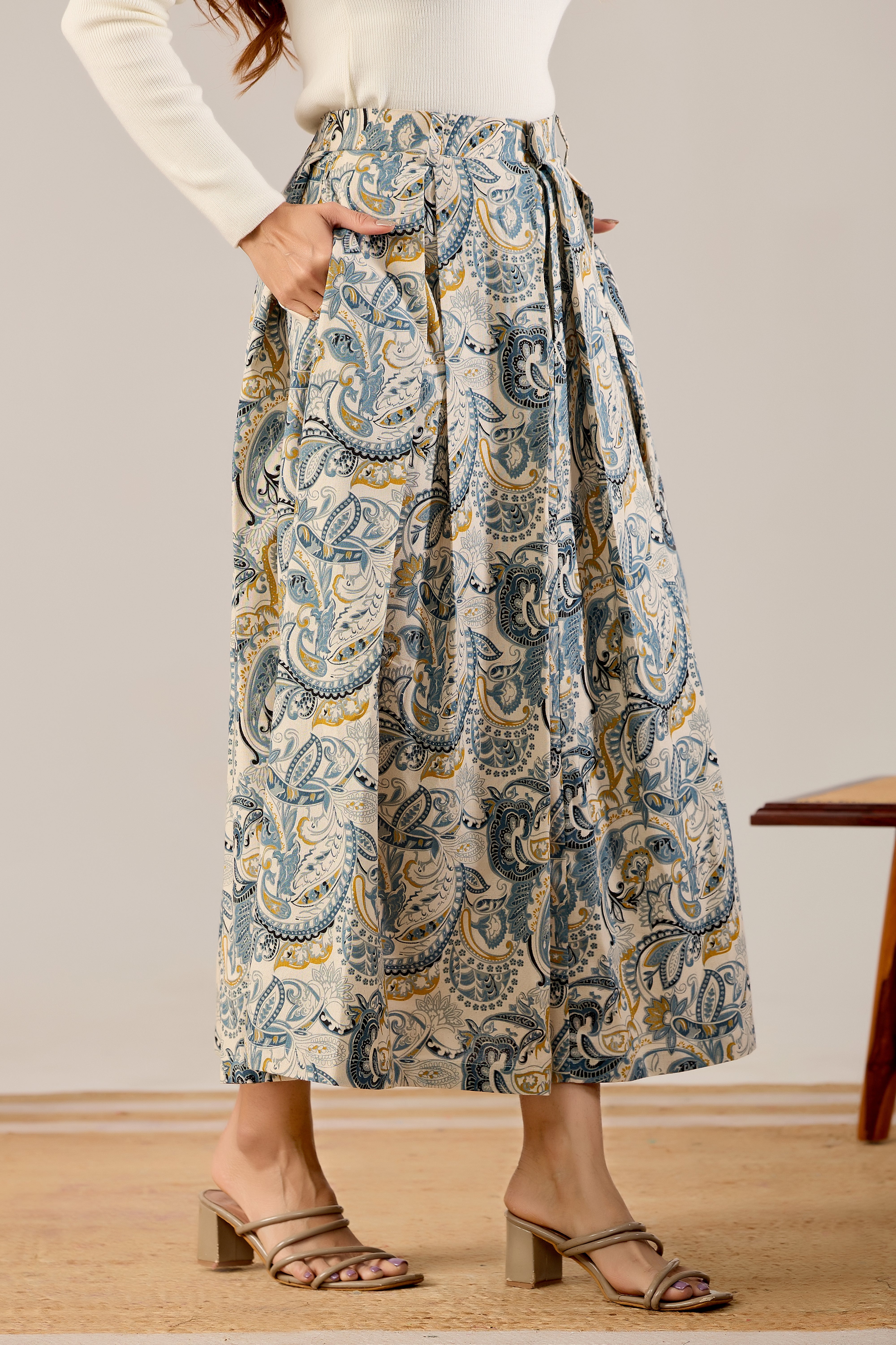 Vintage Paisley Elegance Midi Skirt